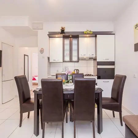 Marinero With Free Parking